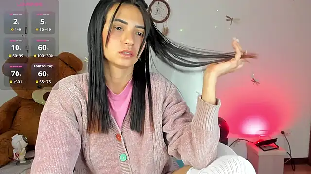 Snapshot of princessluna_19 chatting on October 2025 09:43:02 PM princessluna 19 online show from October 2025 09:43:02 PM