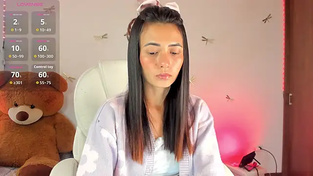 Snapshot of princessluna_19 chatting on October 2025 09:15:01 PM princessluna 19 online show from October 2025 09:15:01 PM