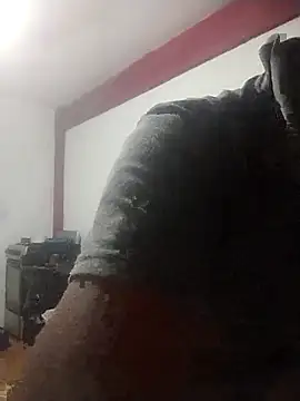 perrotjuui97 online show from April 2026 07:58:02 AM