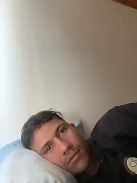 Michaell Spinelly online show from November 2025 03:22:02 PM