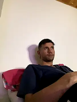 Michaell Spinelly online show from December 2025 11:22:01 PM