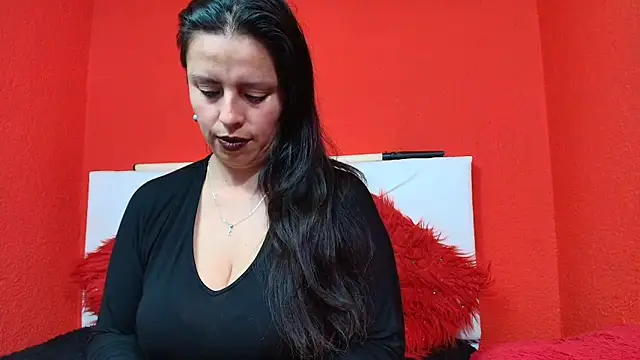 katherine blair online show from October 2025 12:52:02 PM