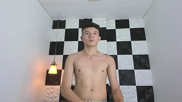 AndyFame1 online show from November 2025 07:03:02 PM