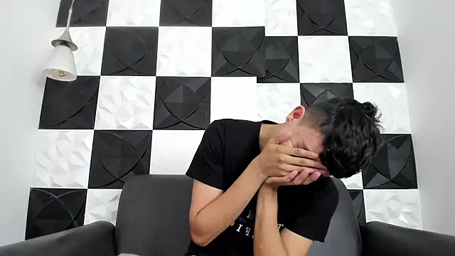 AndyFame1 online show from December 2025 06:56:01 PM