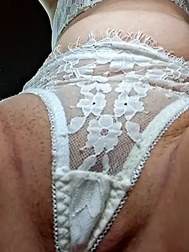 Olivia OliV online show from October 2025 01:26:01 AM