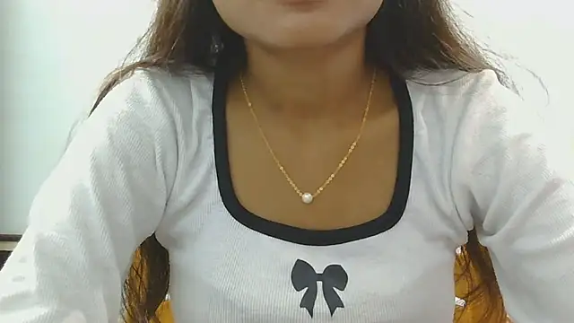 Snapshot of Aarti_misty71 chatting on July 2026 05:42:02 AM Aarti misty71 online show from July 2026 05:42:02 AM