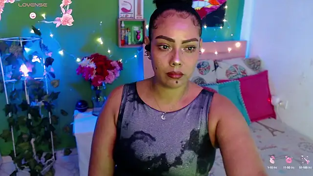 Snapshot of katherinnyazz chatting on September 2025 02:46:02 AM katherinnyazz online show from September 2025 02:46:02 AM