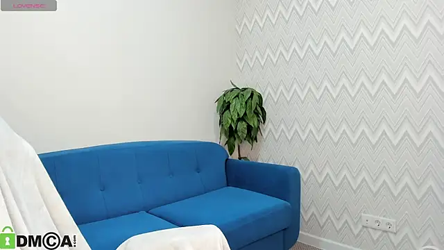 Snapshot of Nelly_Kimm chatting on October 2025 12:53:02 AM Nelly Kimm online show from October 2025 12:53:02 AM