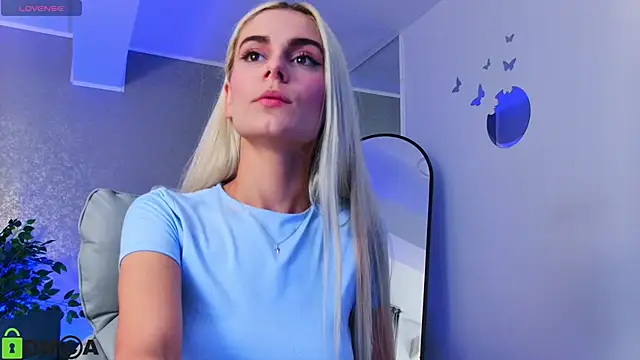 SelenaDaze online show from September 2025 03:30:02 AM