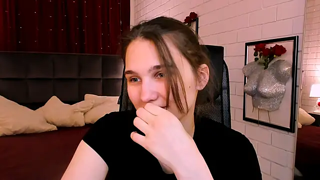 TessaMill online show from December 2025 09:25:01 AM