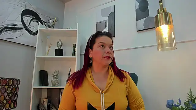 Snapshot of VeronicaBlake chatting on June 2026 01:24:01 PM VeronicaBlake online show from June 2026 01:24:01 PM