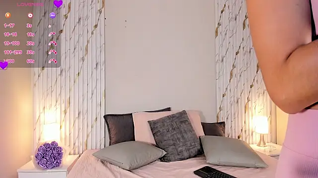 MissVioleet  online show from April 2026 04:59:02 PM