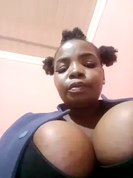 ShySexyBaddiexx online show from February 2026 11:33:01 PM