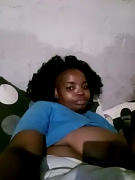 ShySexyBaddiexx online show from April 2026 04:40:02 PM