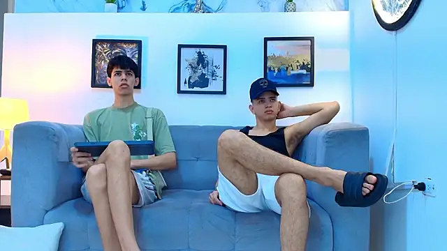 TWINKS FRIENDS online show from March 2026 01:25:01 PM