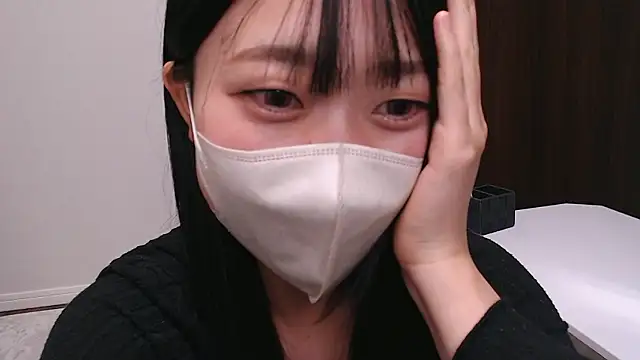 OSUSHI-CHAN online show from November 2025 01:44:02 PM