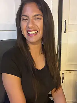 chicachocolate01 online show from September 2025 03:55:02 AM