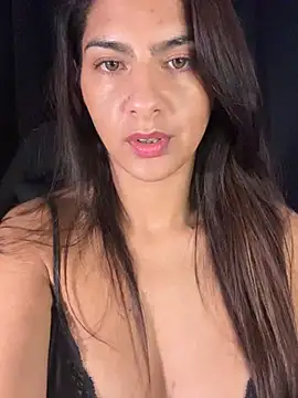 chicachocolate01 online show from April 2026 11:34:01 AM