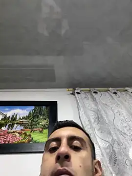 Snapshot of Micha00015 chatting on October 2025 11:38:01 PM Micha00015 online show from October 2025 11:38:01 PM