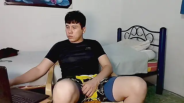 Snapshot of Nickk_Wolf chatting on May 2026 11:02:02 PM Nickk Wolf online show from May 2026 11:02:02 PM