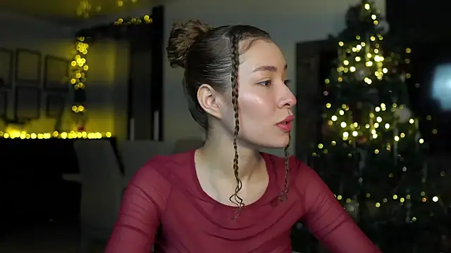 isabella-garcia- online show from December 2025 03:35:01 AM