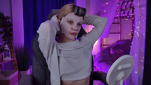 AuroraWrenfield online show from March 2026 02:17:02 AM