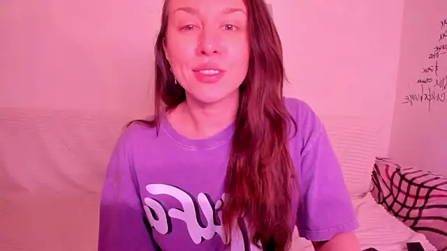 Snapshot of Lil_Foxy9 chatting on May 2026 07:44:01 PM Lil Foxy9 online show from May 2026 07:44:01 PM