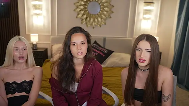 Goldie Flame online show from September 2025 07:28:01 PM