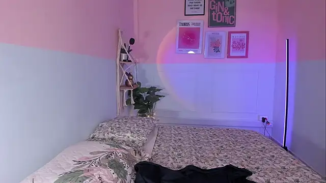 Camila Rivers online show from October 2025 12:03:02 PM