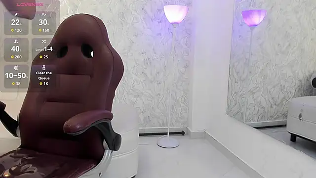 aura sanders1 online show from April 2026 11:44:01 AM