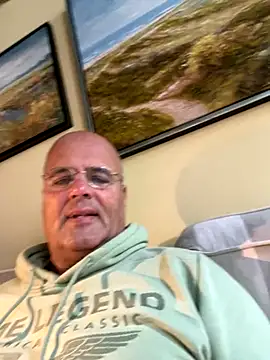 Snapshot of Renebisex chatting on October 2025 10:25:01 AM Renebisex online show from October 2025 10:25:01 AM