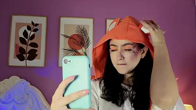 LiLLiAnderson online show from October 2025 11:40:01 AM