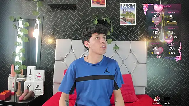 Axel  Evans online show from October 2025 03:57:02 PM