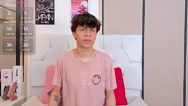 Axel  Evans online show from November 2025 12:38:01 PM