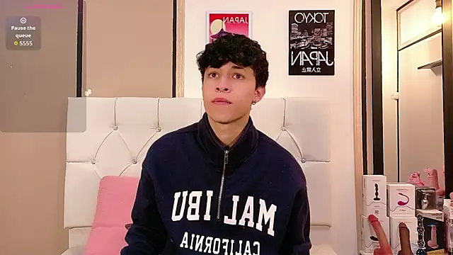 Axel  Evans online show from February 2026 11:31:01 AM