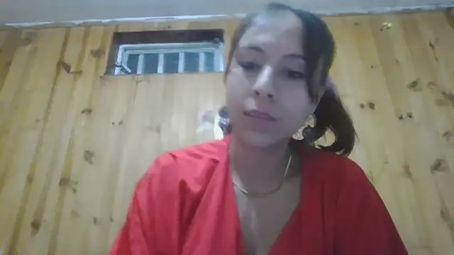 Snapshot of Roselingalvis13 chatting on September 2025 02:45:01 AM Roselingalvis13 online show from September 2025 02:45:01 AM