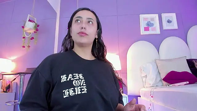 my aleja  online show from September 2025 01:14:02 PM