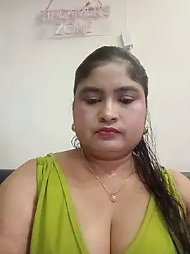 Snapshot of hornyriyanka chatting on June 2026 02:36:01 AM hornyriyanka online show from June 2026 02:36:01 AM