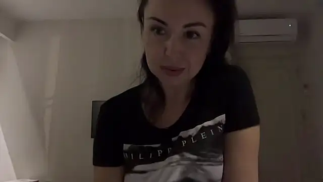 Gilin1 online show from October 2025 07:15:01 PM