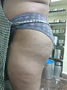 dhanshri143 online show from October 2025 04:49:01 AM