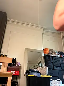 AlyCakes212 online show from September 2025 03:47:01 PM