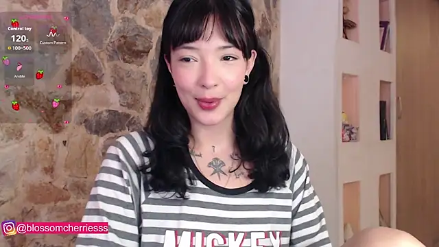 slobberynjuicy  online show from September 2025 02:06:01 PM