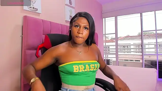 Snapshot of ANNIE_DOLCE_ chatting on October 2025 03:09:01 PM ANNIE DOLCE online show from October 2025 03:09:01 PM