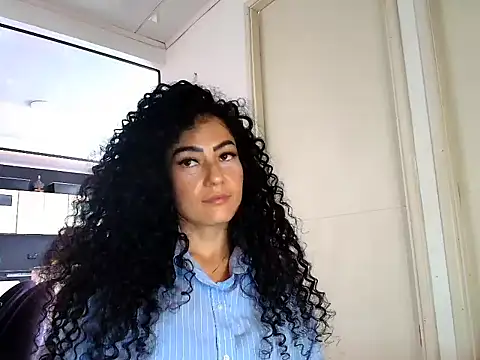 Koral369 online show from February 2026 06:17:02 PM