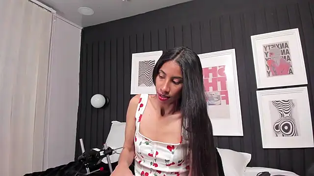 chiara evanns online show from September 2025 11:15:01 AM