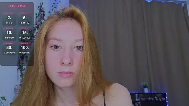 Snapshot of Candy_Flosse chatting on September 2025 08:49:02 AM Candy Flosse online show from September 2025 08:49:02 AM