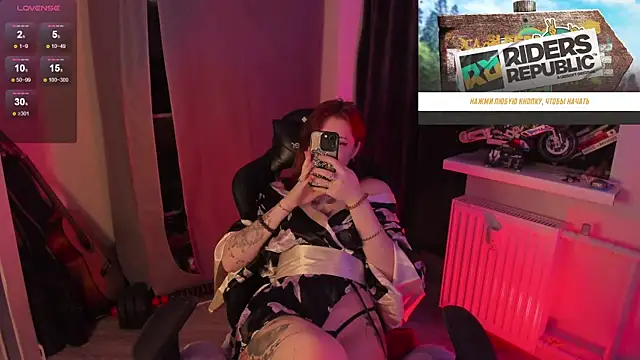 Melante online show from December 2025 08:38:02 PM