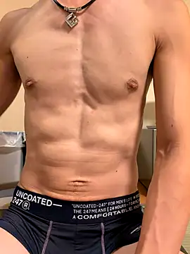 winds1069 online show from December 2025 02:33:01 PM