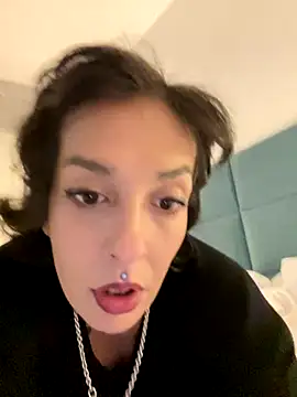 Snapshot of Piggiteablacktea chatting on November 2025 07:58:01 PM Piggiteablacktea online show from November 2025 07:58:01 PM