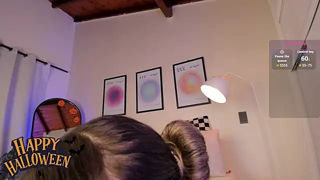 Snapshot of AriaMuse chatting on October 2025 08:09:02 PM AriaMuse online show from October 2025 08:09:02 PM